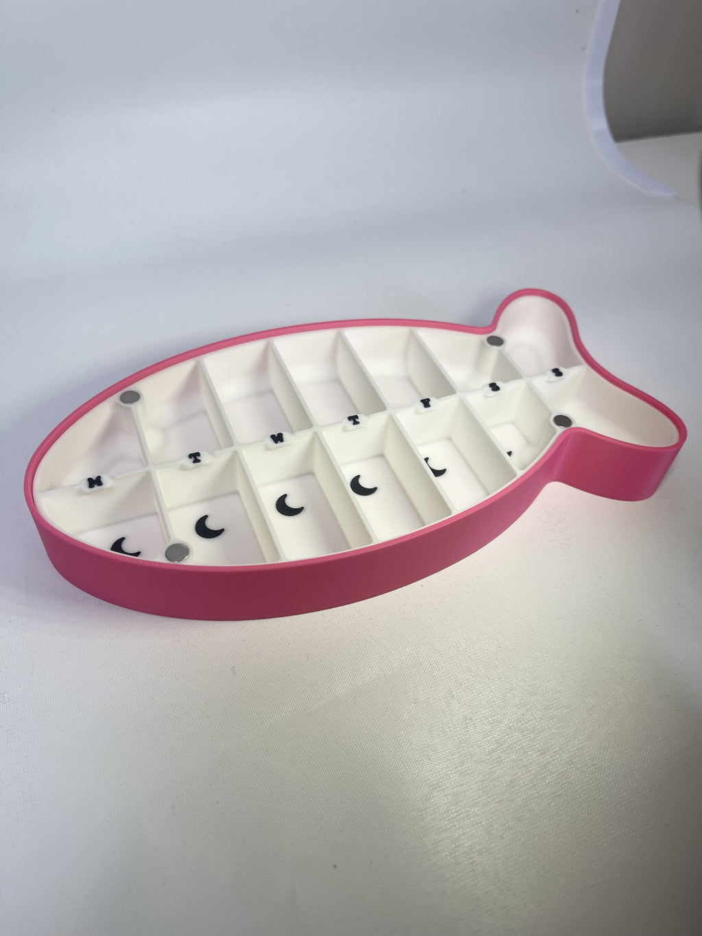 Cat Fish Shaped Pill Box, 7 Day Day/Night Organizer, Magnetic Seal